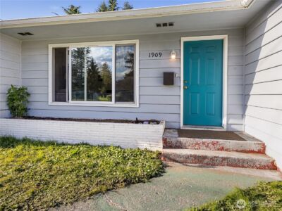 1909 Grove Street , Marysville, WA 98270 - Photo 2