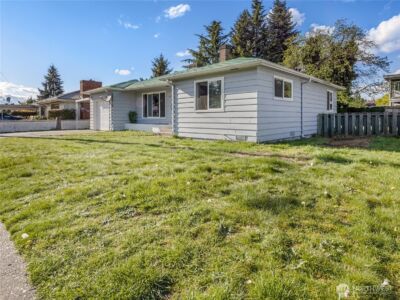 1909 Grove Street , Marysville, WA 98270 - Photo 22