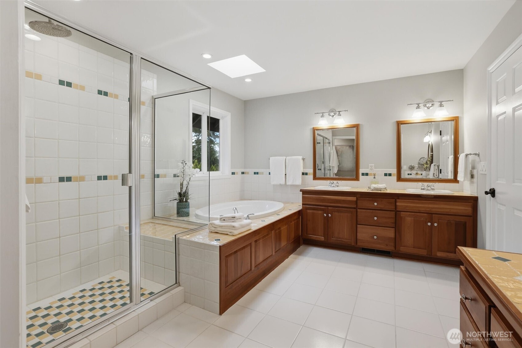 15808 163rd Avenue NE, Woodinville, WA 98072