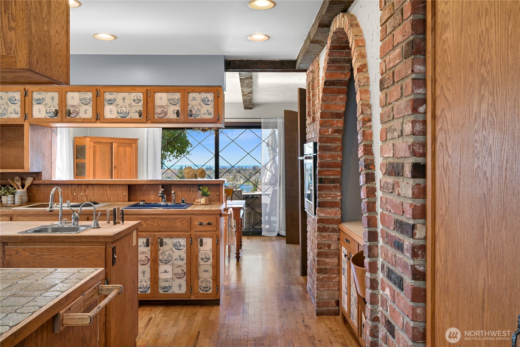 5225 E North Street , Bellingham, WA 98226