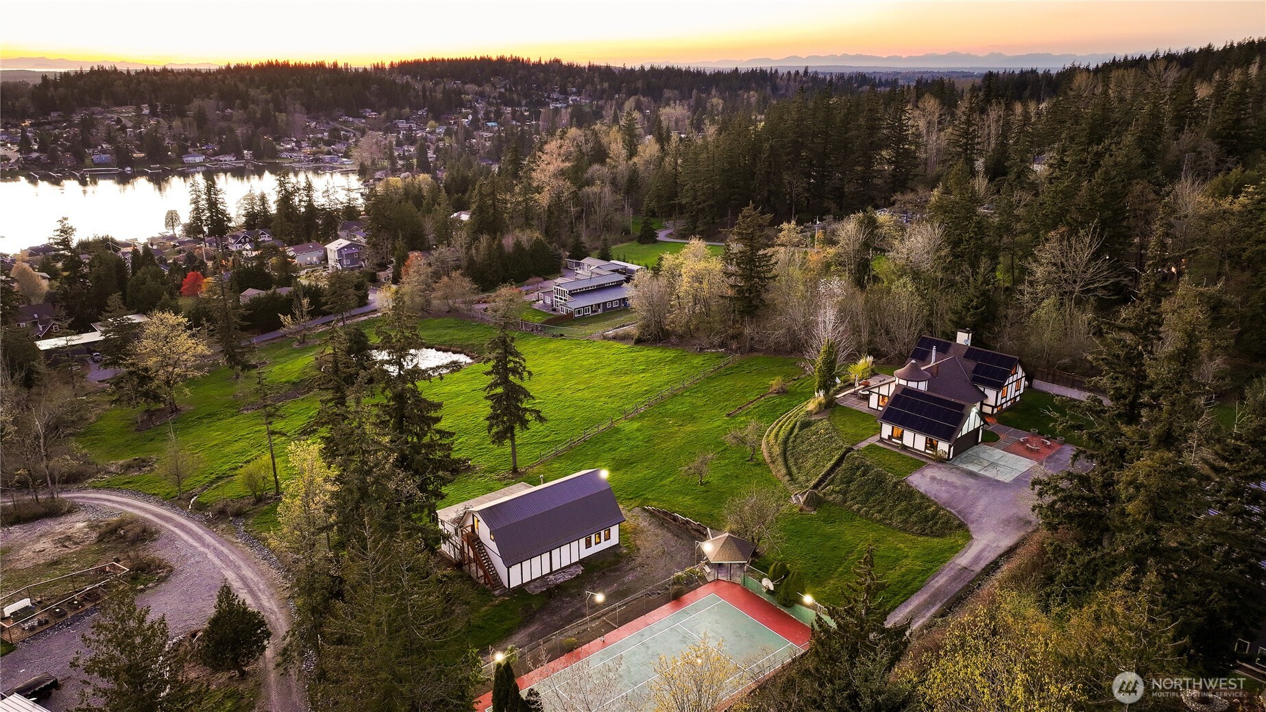 5225 E North Street , Bellingham, WA 98226