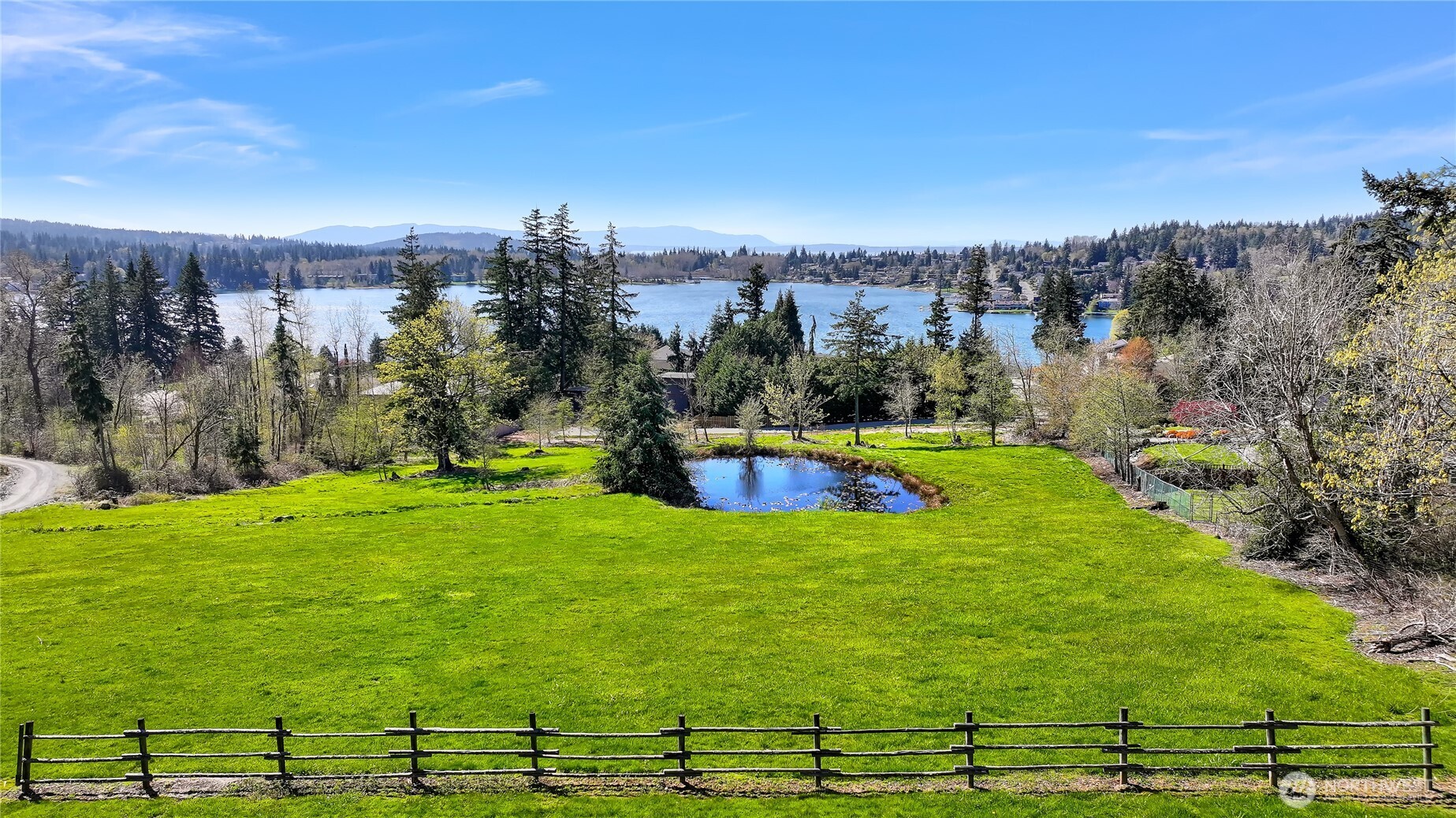5225 E North Street , Bellingham, WA 98226
