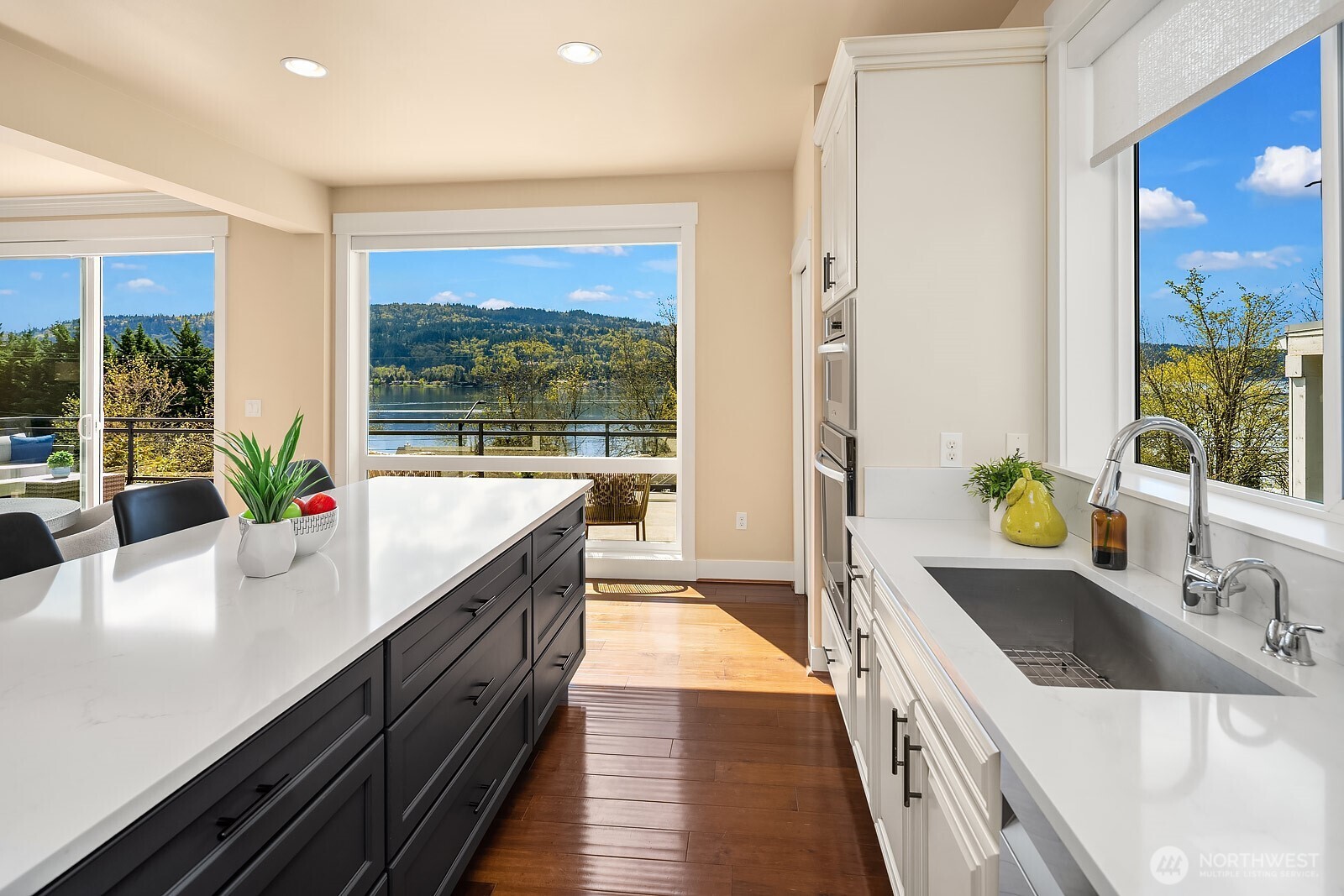 3825 201st Court SE, Sammamish, WA 98075