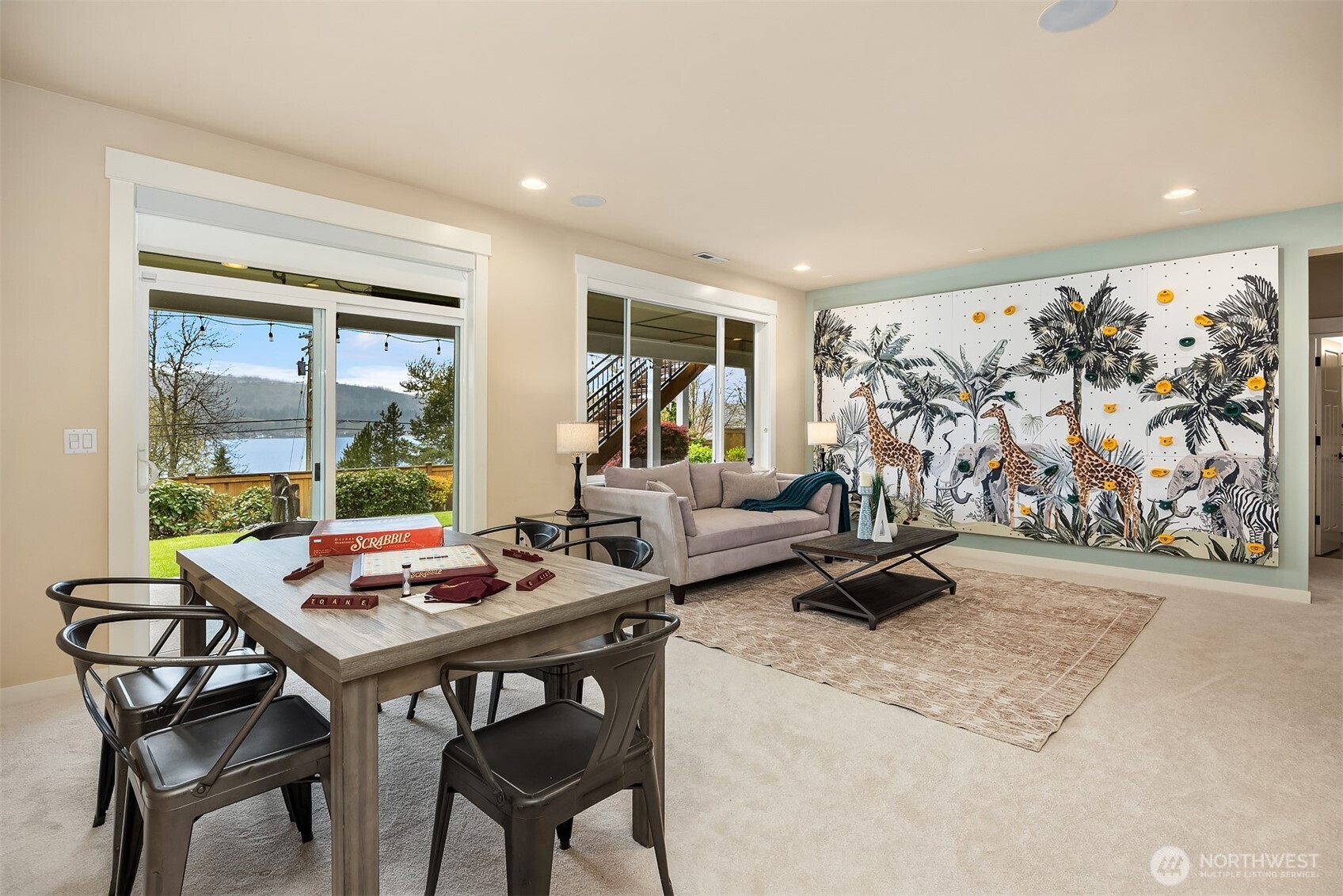 3825 201st Court SE, Sammamish, WA 98075