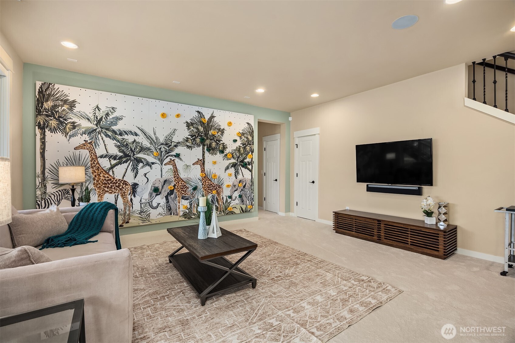 3825 201st Court SE, Sammamish, WA 98075