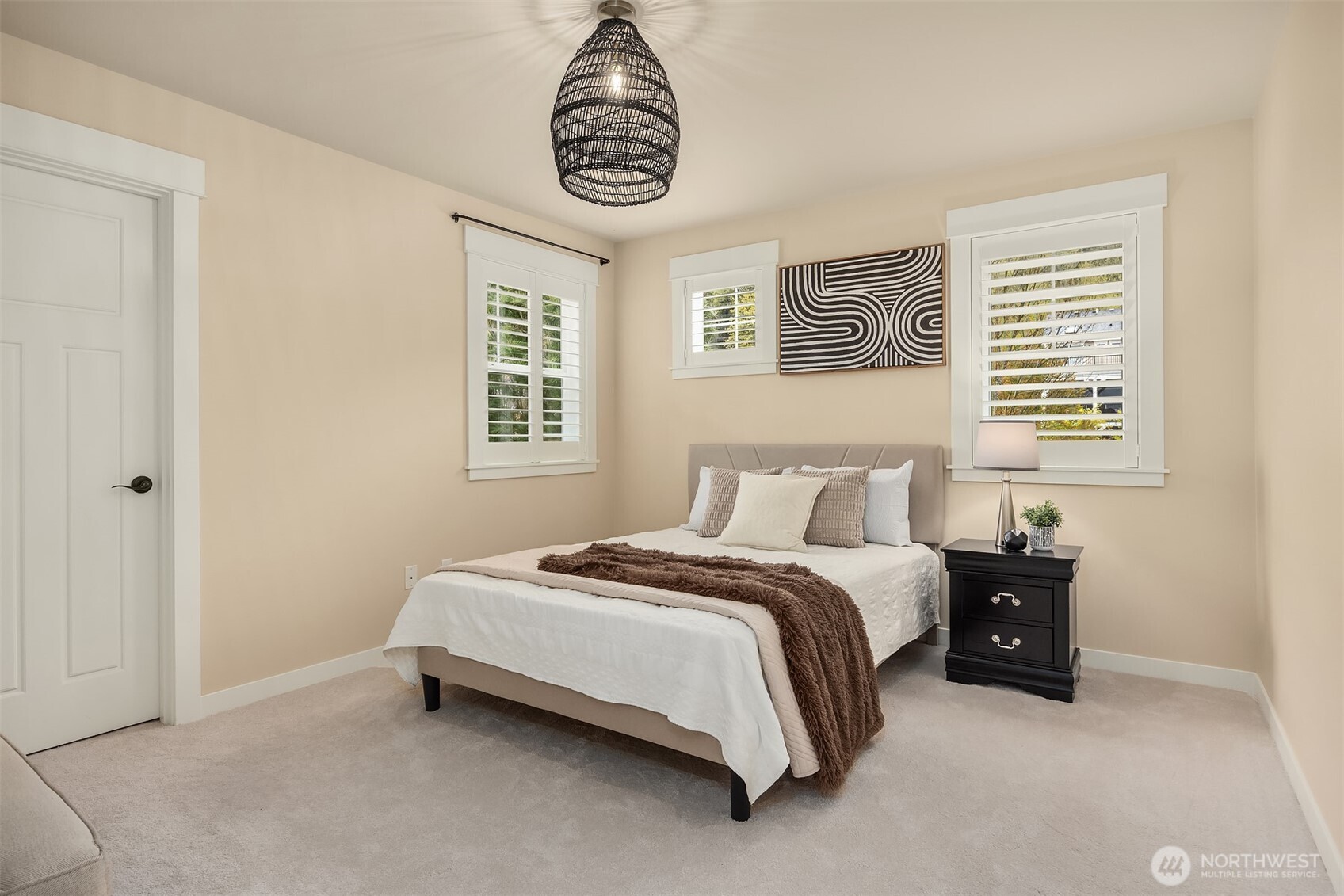 3825 201st Court SE, Sammamish, WA 98075