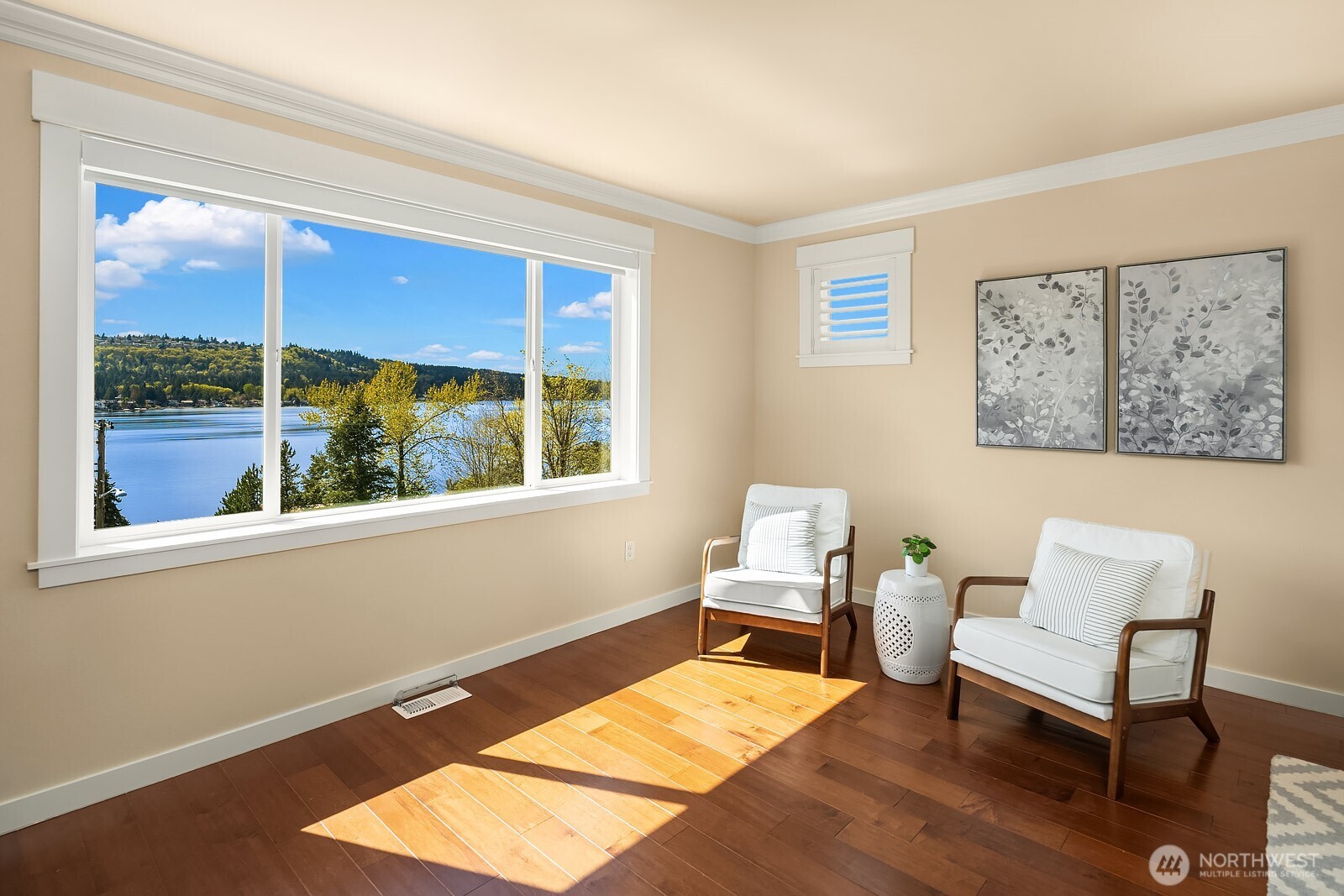 3825 201st Court SE, Sammamish, WA 98075