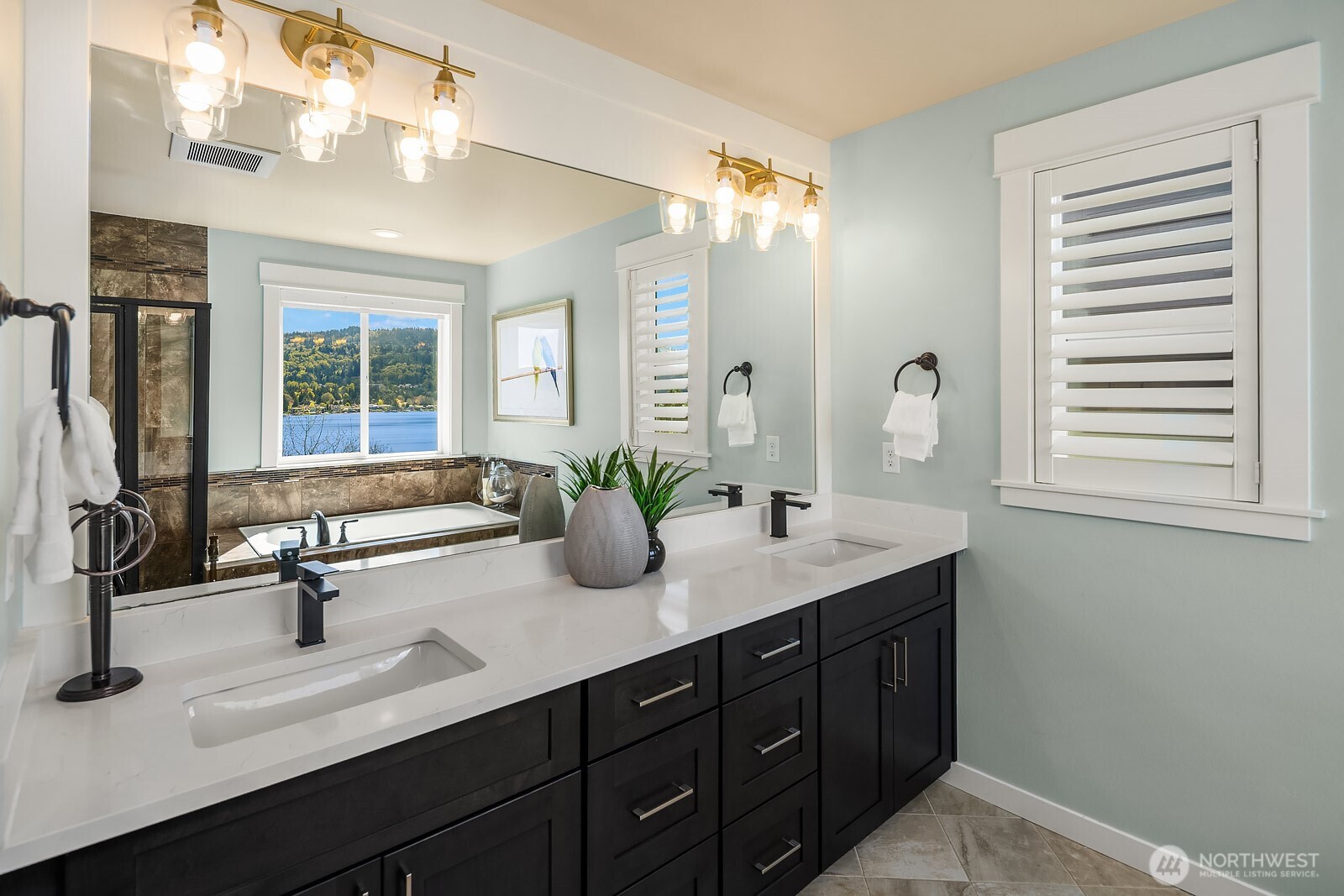 3825 201st Court SE, Sammamish, WA 98075