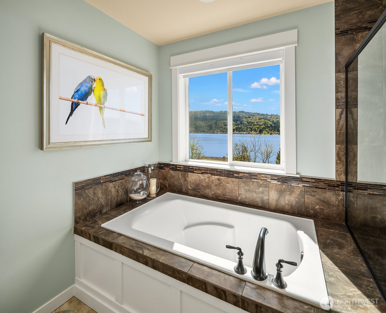 3825 201st Court SE, Sammamish, WA 98075
