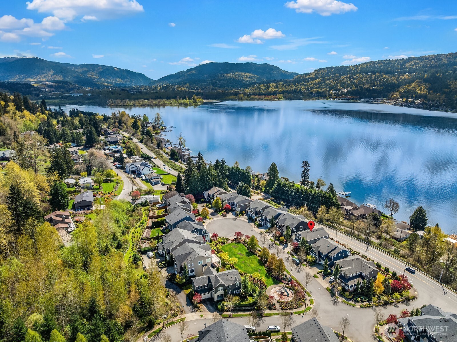 3825 201st Court SE, Sammamish, WA 98075