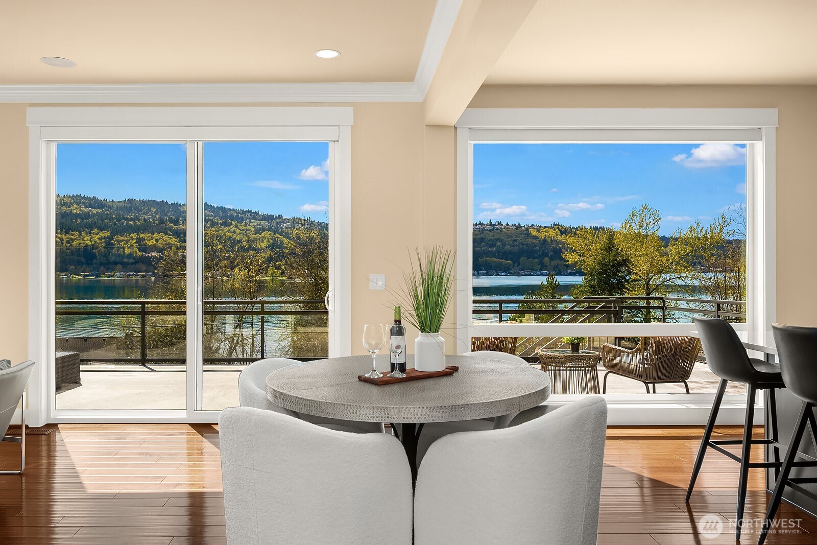 3825 201st Court SE, Sammamish, WA 98075
