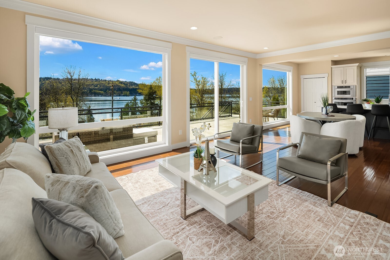 3825 201st Court SE, Sammamish, WA 98075