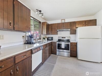 214 S Kansas Avenue , East Wenatchee, WA 98802 - Photo 16