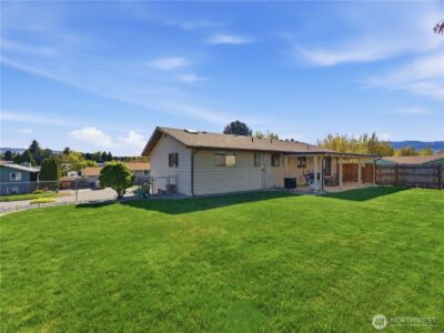 214 S Kansas Avenue , East Wenatchee, WA 98802 - Photo 32