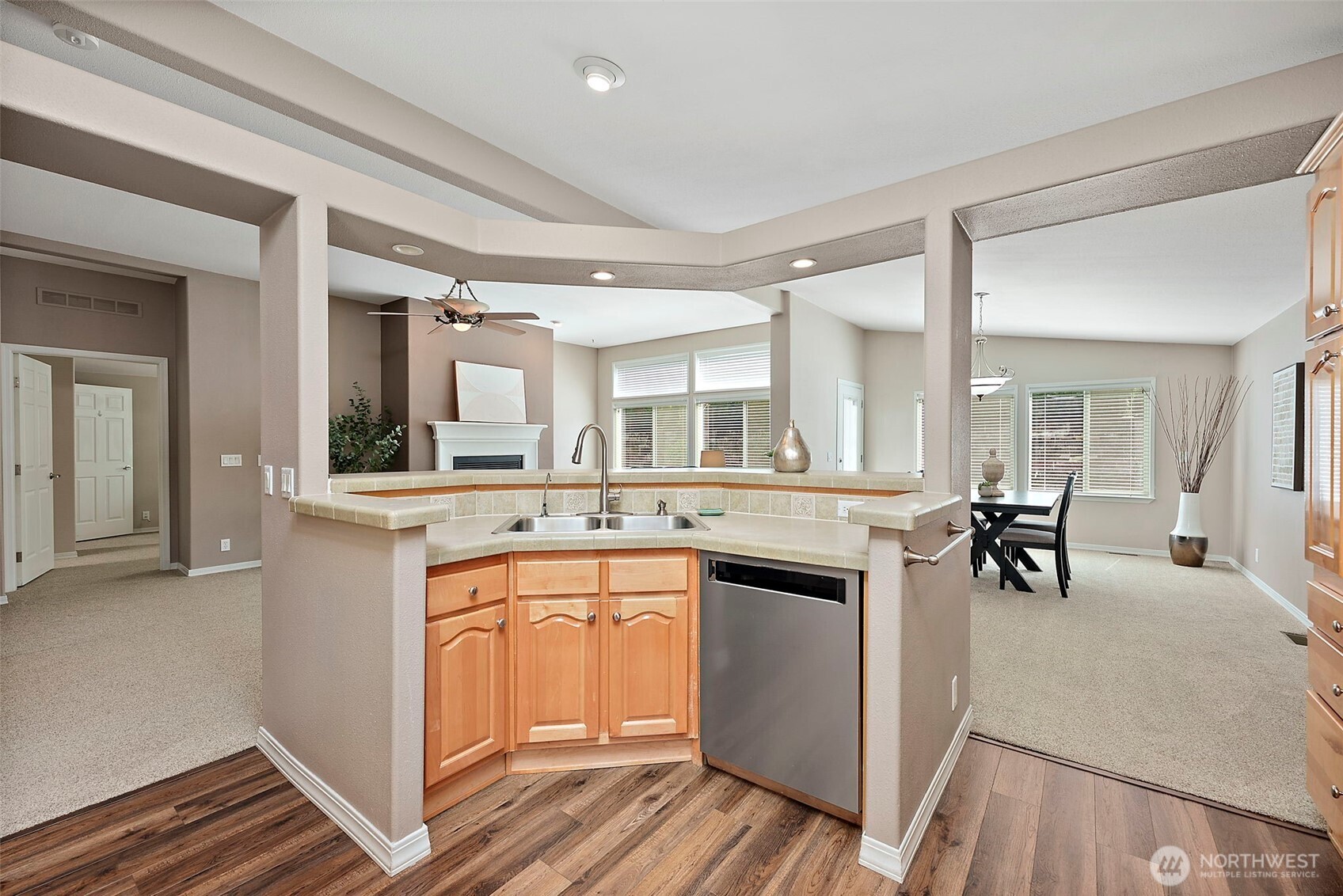 21819 SE 275th Place #31, Maple Valley, WA 98038