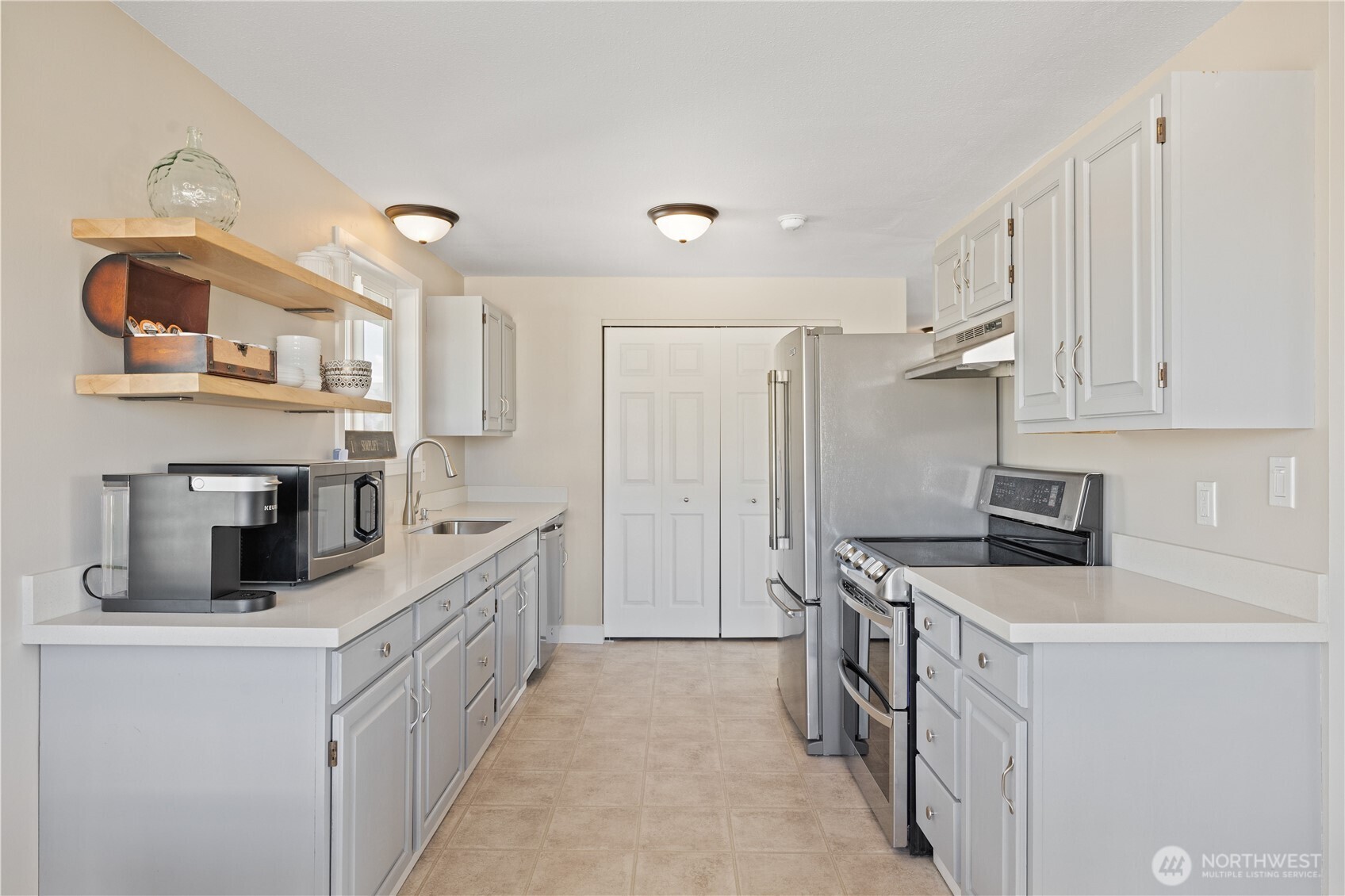 401 Summer Place SW, Mattawa, WA 99349