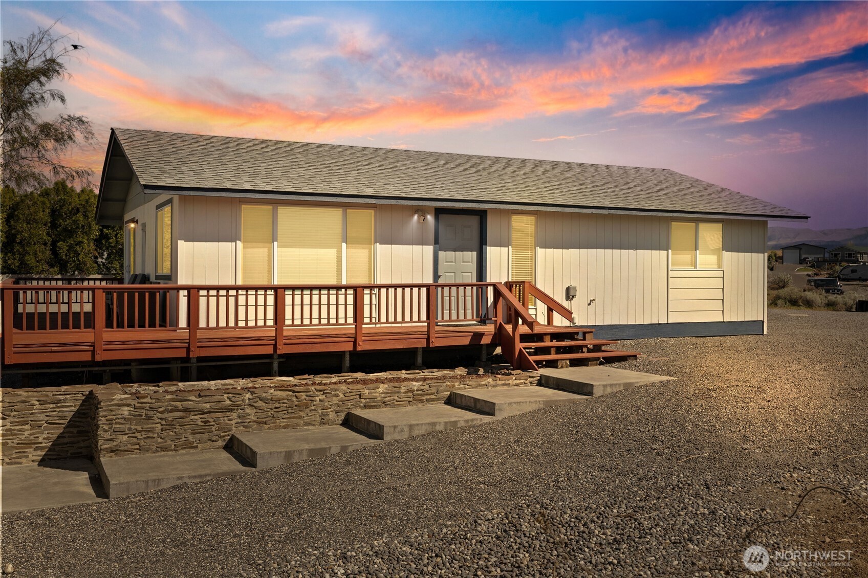 401 Summer Place SW, Mattawa, WA 99349