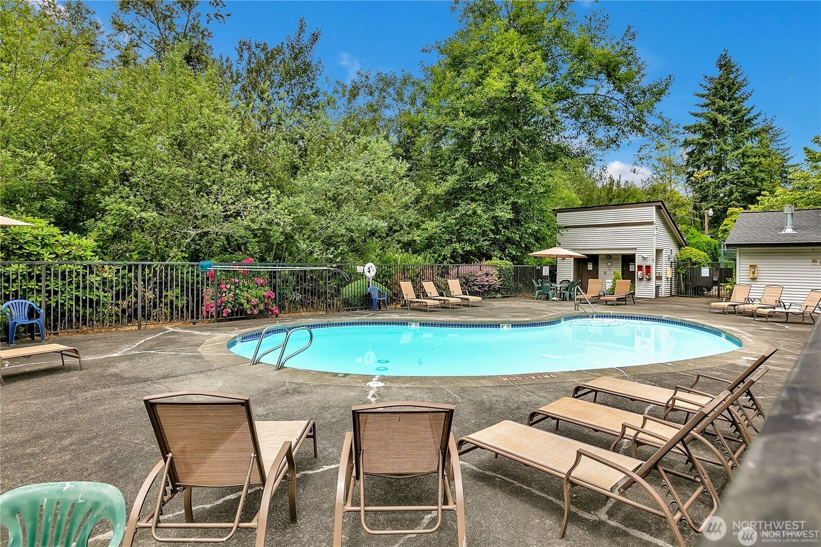 15600 116th Avenue NE #O3, Bothell, WA 98011