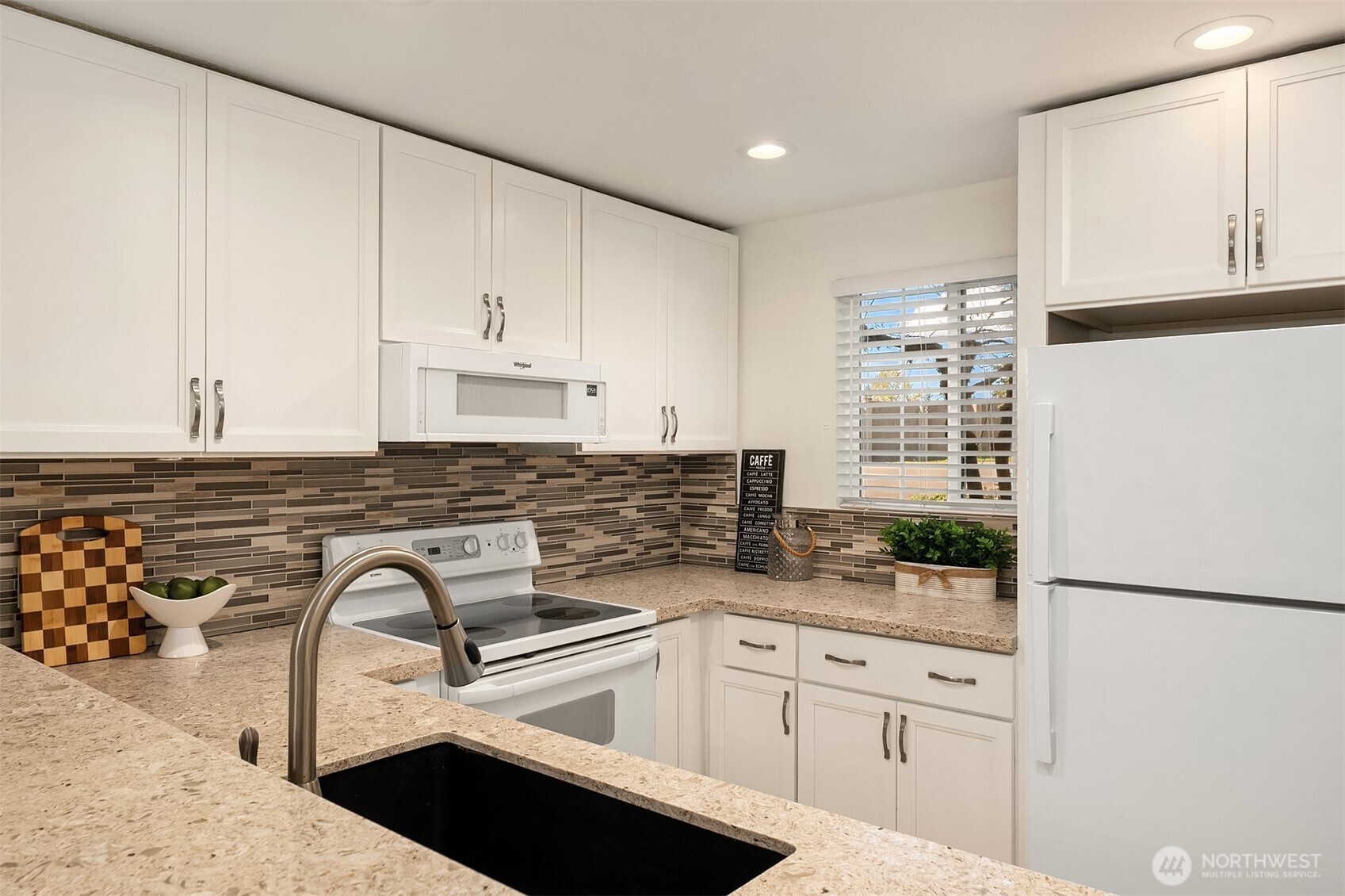 15600 116th Avenue NE #O3, Bothell, WA 98011