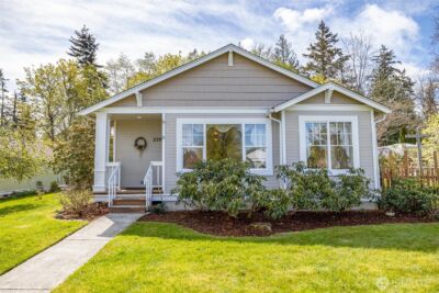 2209 26th Street , Anacortes, WA 98221 - Photo 1