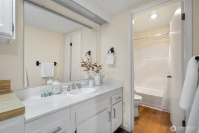 11420 NE 128th Street #D54, Kirkland, WA 98034 - Photo 13