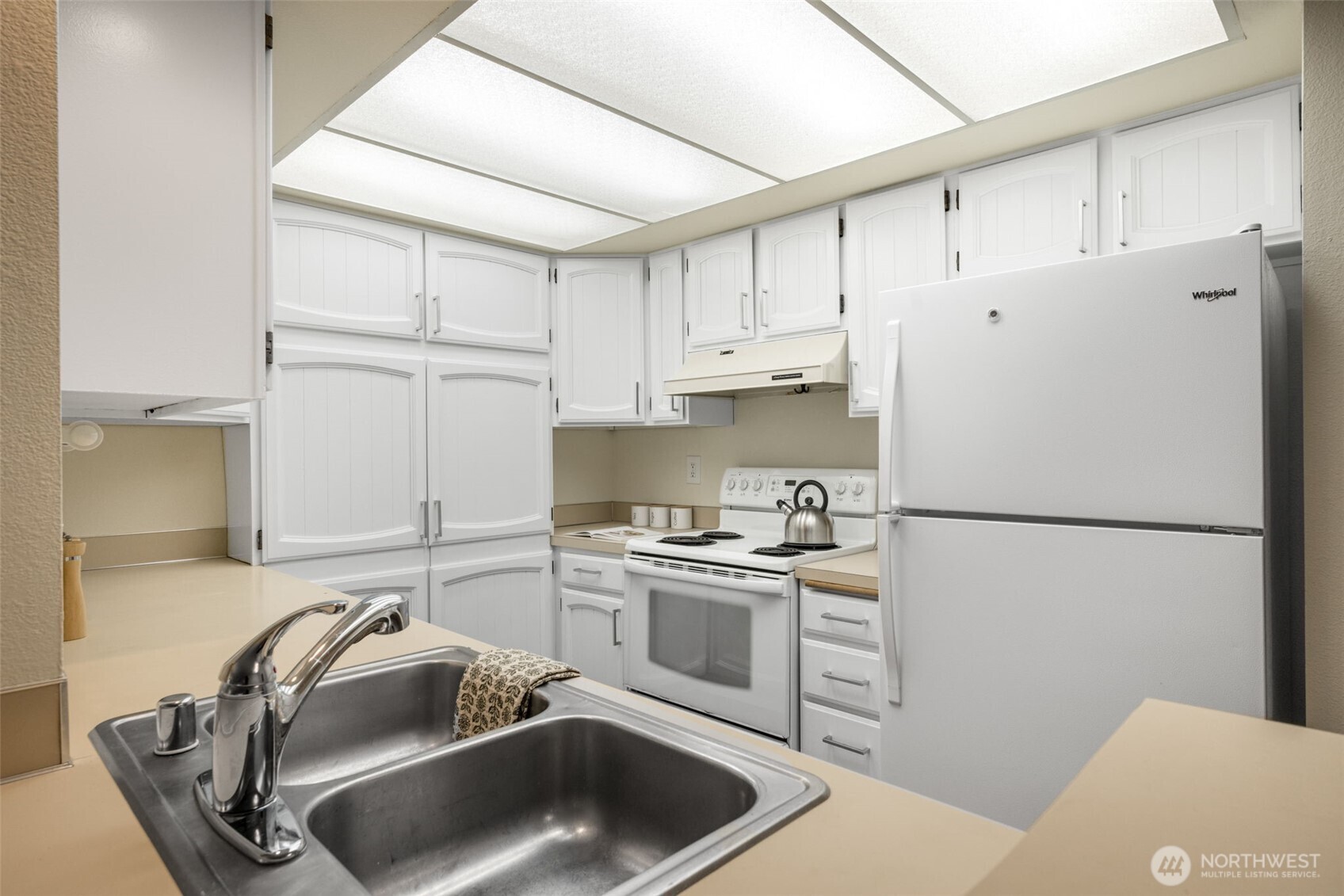 11420 NE 128th Street #D54, Kirkland, WA 98034