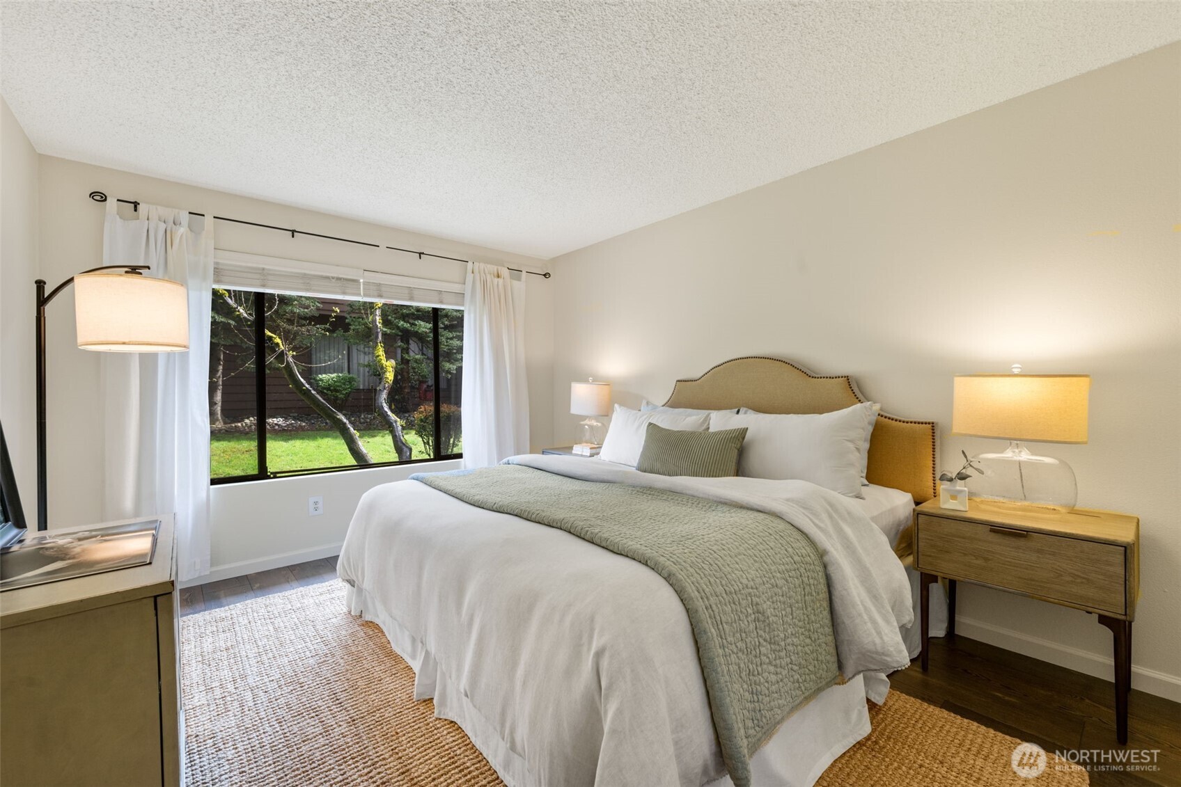 11420 NE 128th Street #D54, Kirkland, WA 98034