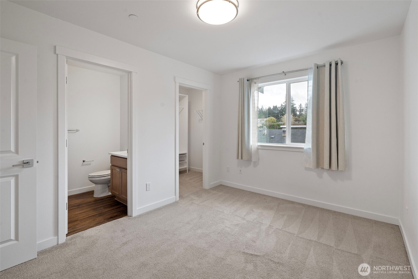 18128 1st Place SW, Normandy Park, WA 98166