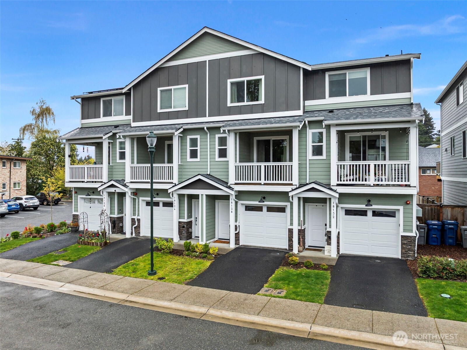 18128 1st Place SW, Normandy Park, WA 98166