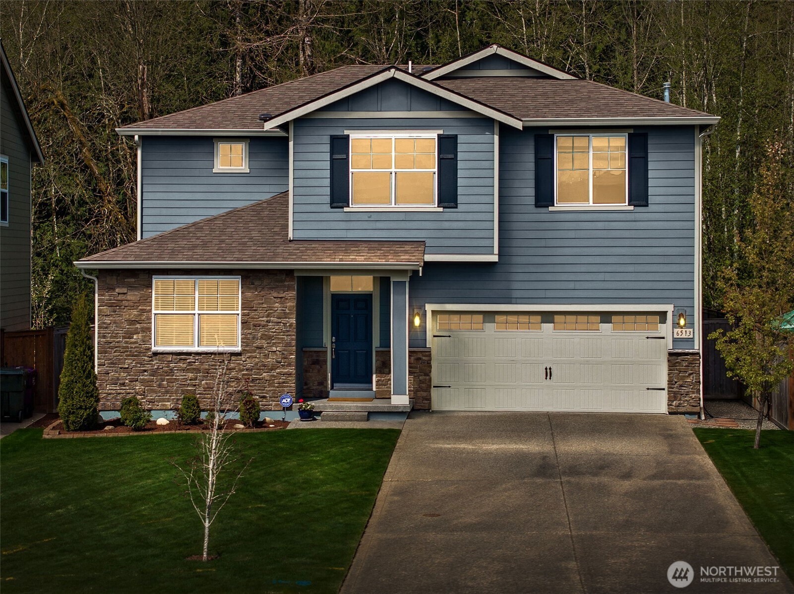 6513 Summerwood Drive E, Puyallup, WA 98373
