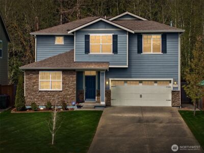 6513 Summerwood Drive E, Puyallup, WA 98373