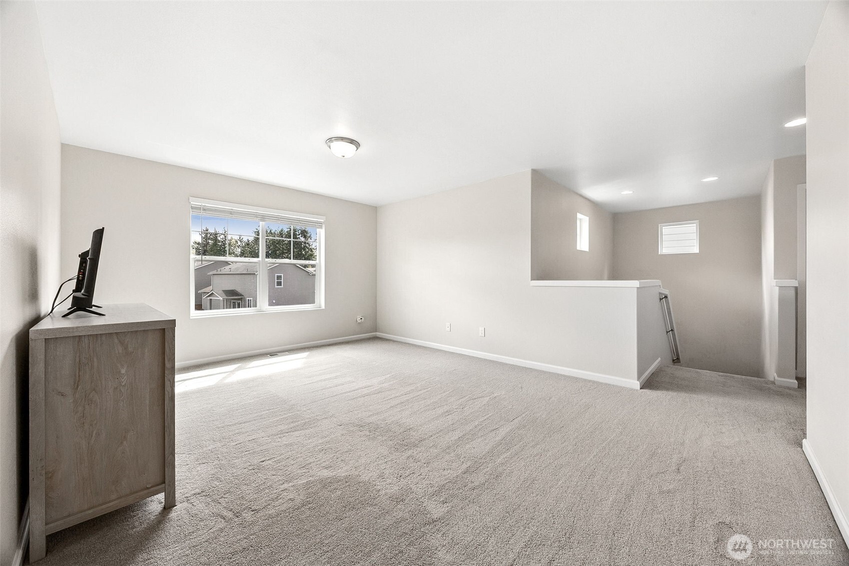 6513 Summerwood Drive E, Puyallup, WA 98373