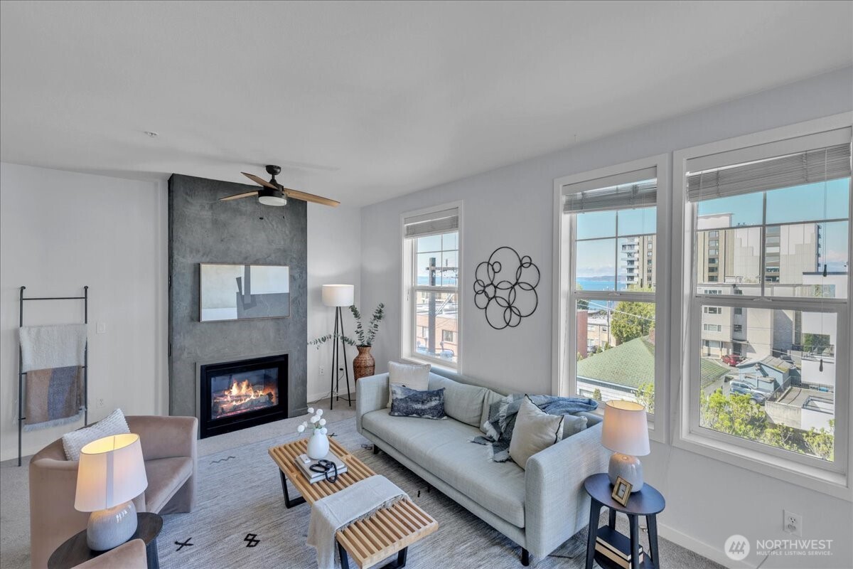530 4th Avenue W #410, Seattle, WA 98119