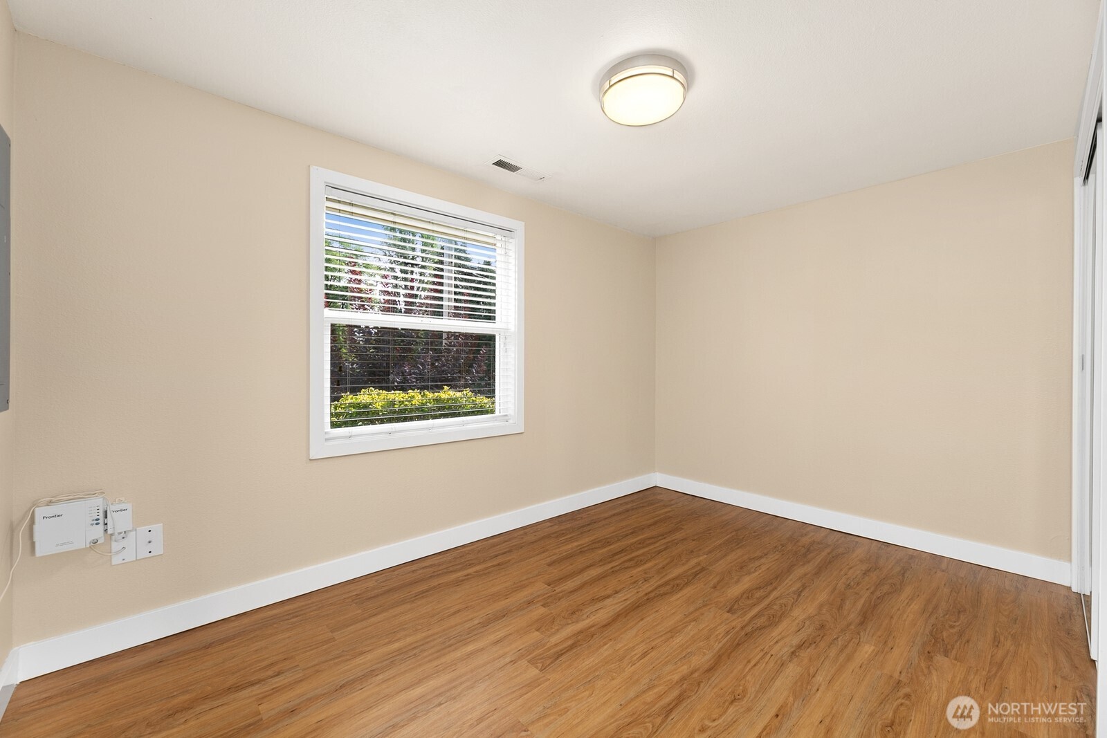 23304 55th Avenue W, Mountlake Terrace, WA 98043