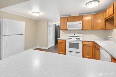 23304 55th Avenue W, Mountlake Terrace, WA 98043 - Photo 4