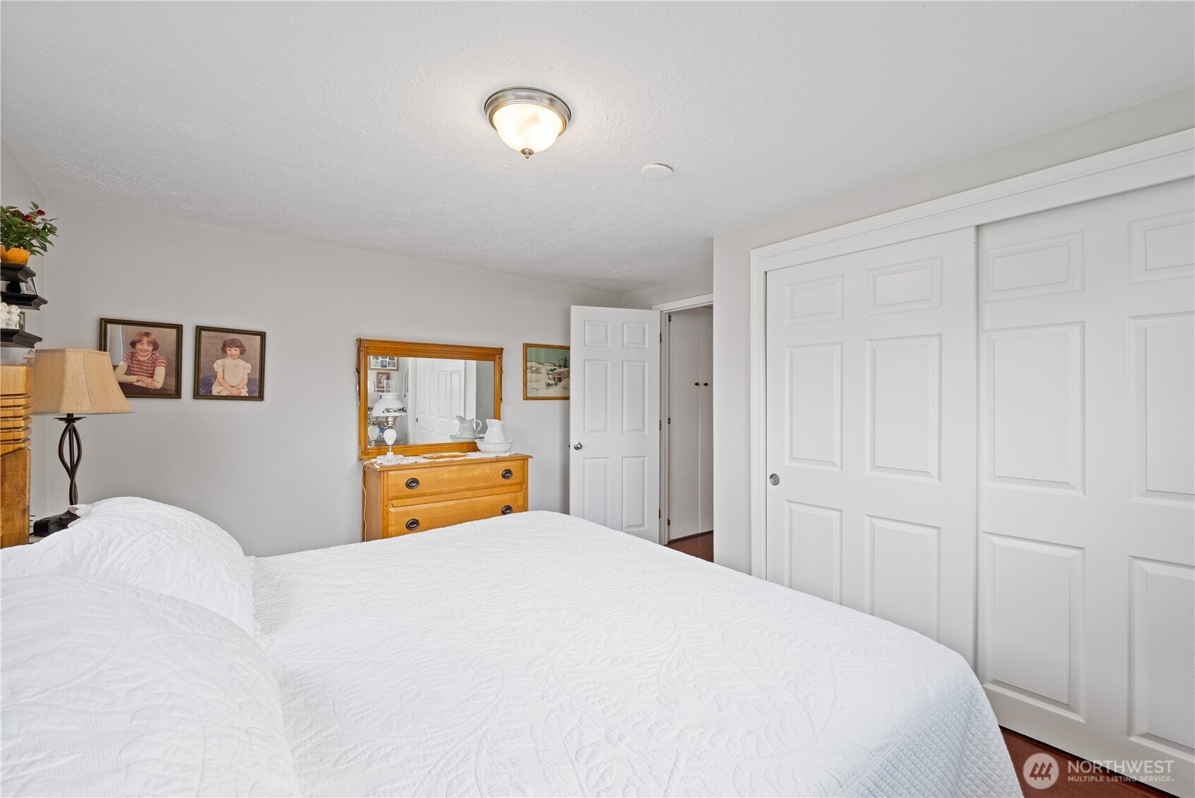 722 SW 2nd Avenue , Castle Rock, WA 98611