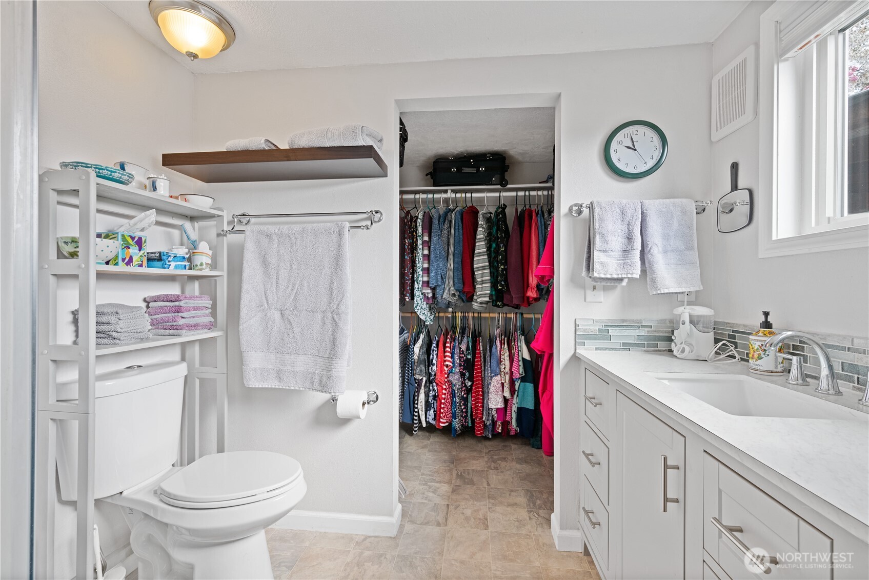722 SW 2nd Avenue , Castle Rock, WA 98611