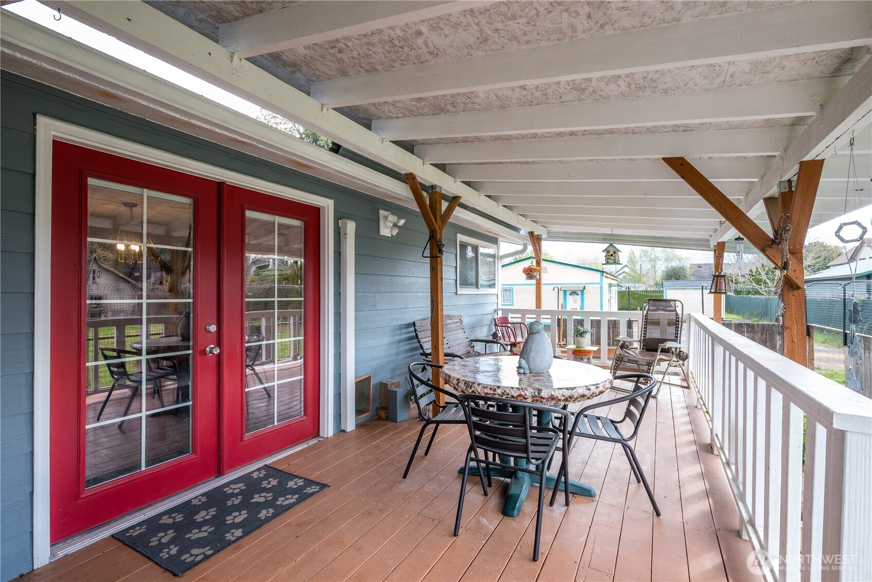 722 SW 2nd Avenue , Castle Rock, WA 98611