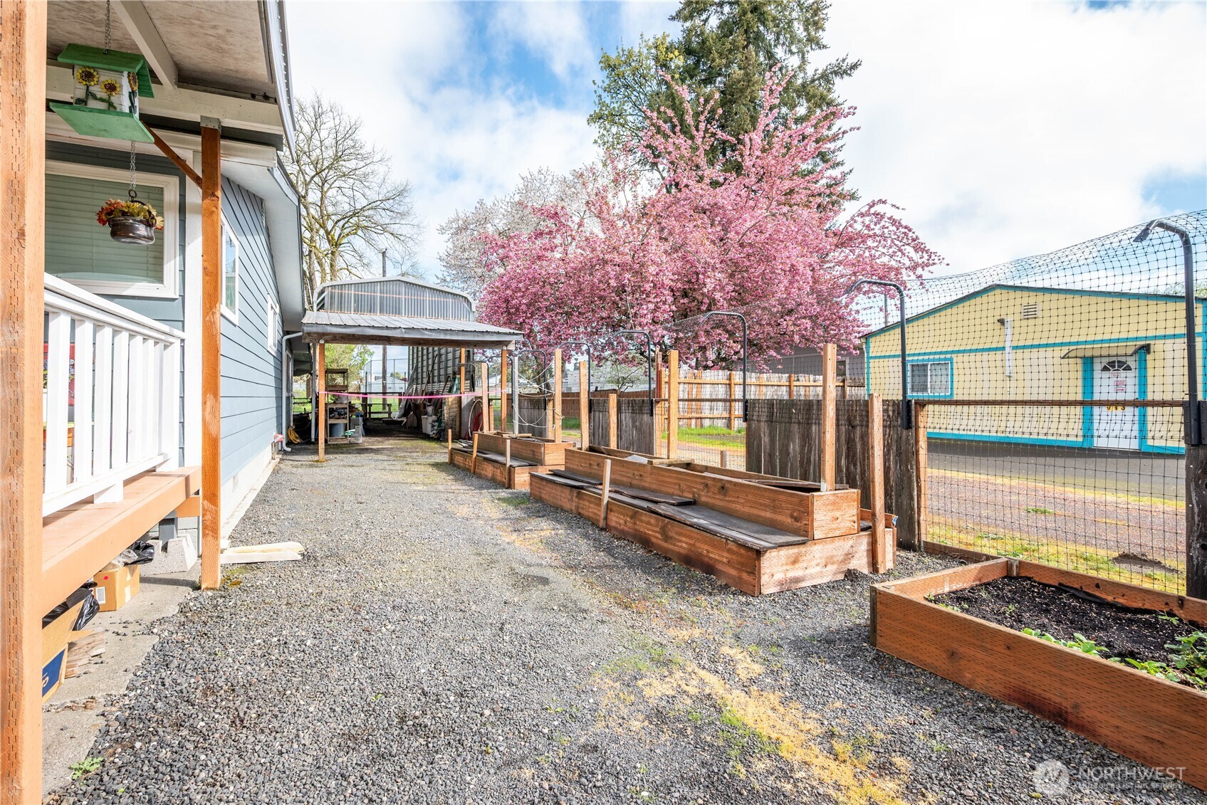 722 SW 2nd Avenue , Castle Rock, WA 98611