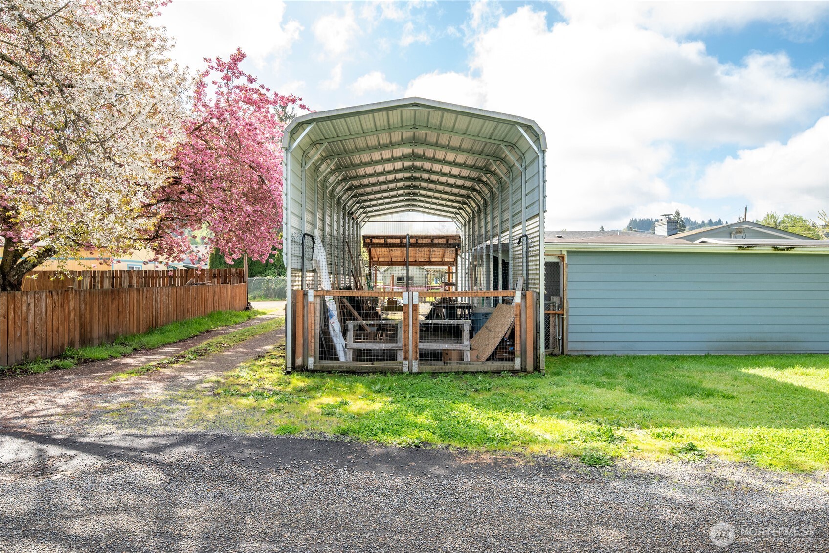 722 SW 2nd Avenue , Castle Rock, WA 98611