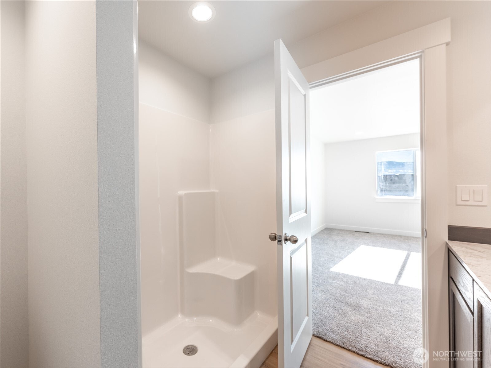 2480 Noah Street SE, East Wenatchee, WA 98802