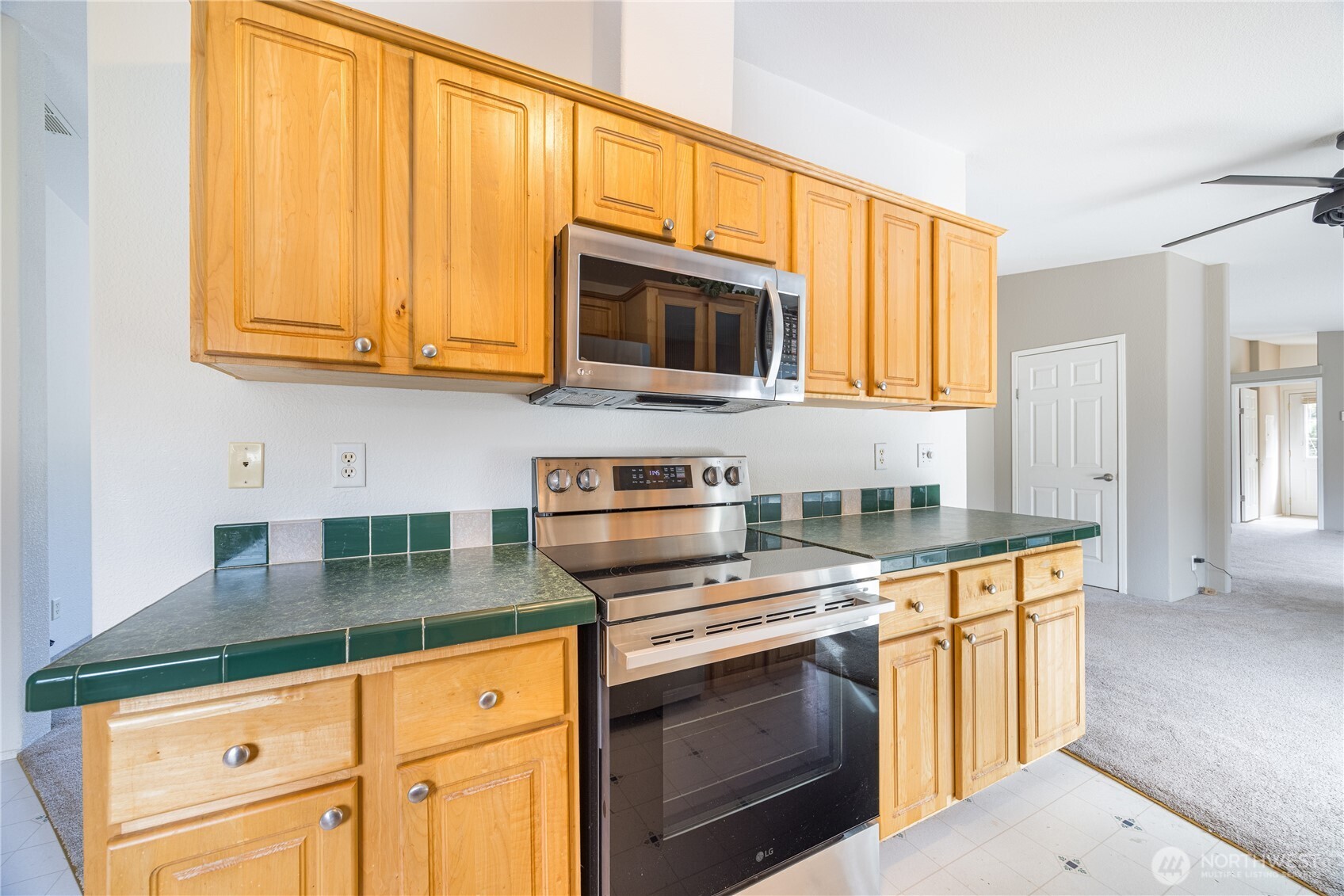 122 Derrick Road , Port Angeles, WA 98362