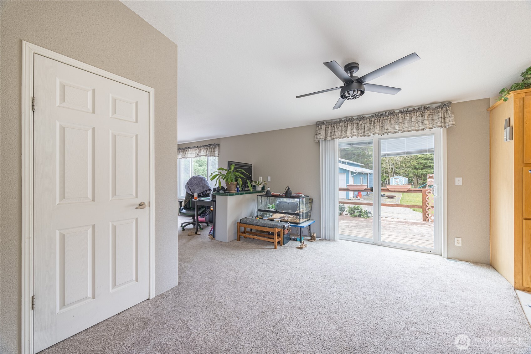 122 Derrick Road , Port Angeles, WA 98362