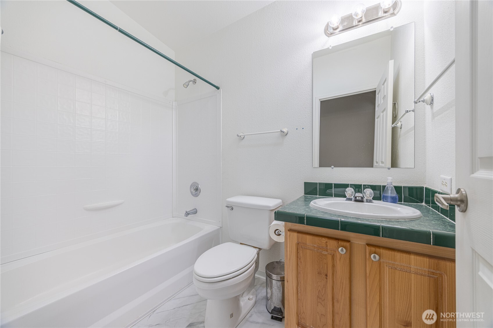 122 Derrick Road , Port Angeles, WA 98362