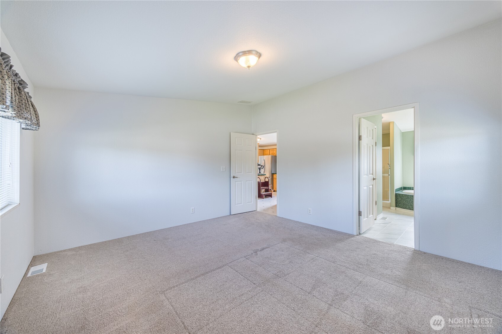 122 Derrick Road , Port Angeles, WA 98362