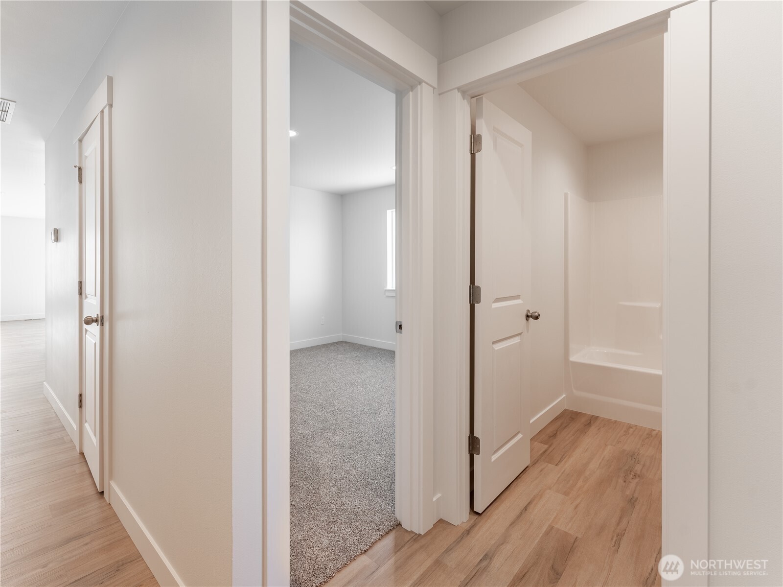 2484 Noah Street SE, East Wenatchee, WA 98802