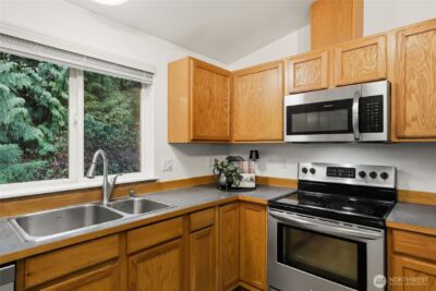 24382 Catamount Lane NW, Poulsbo, WA 98370 - Photo 8
