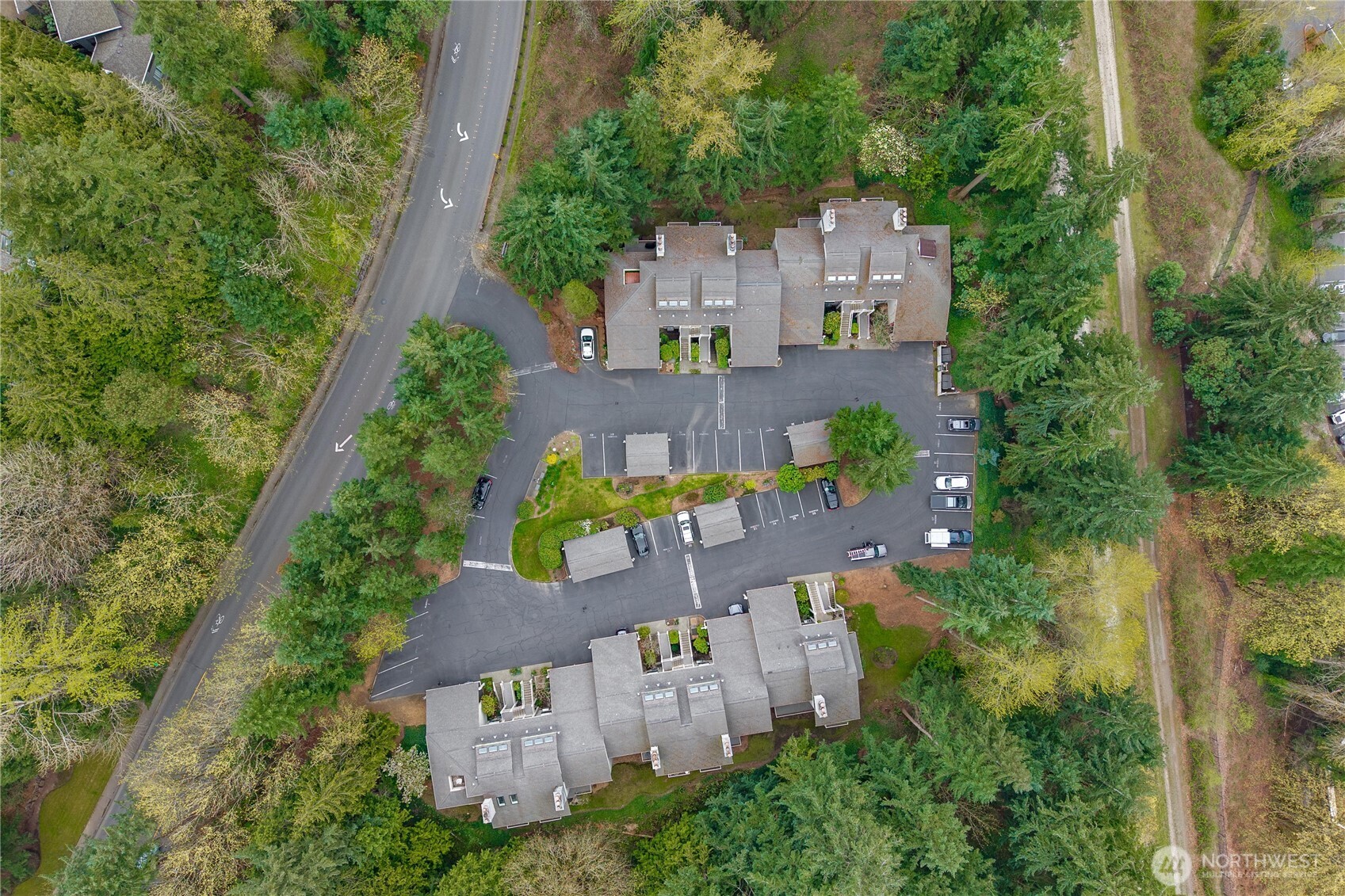 3911 108th Avenue NE #B203, Bellevue, WA 98004