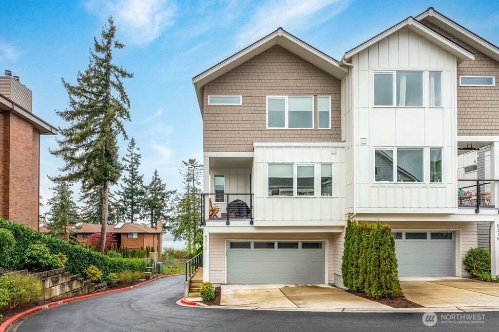 5317 80th Place SW #1, Mukilteo, WA 98275