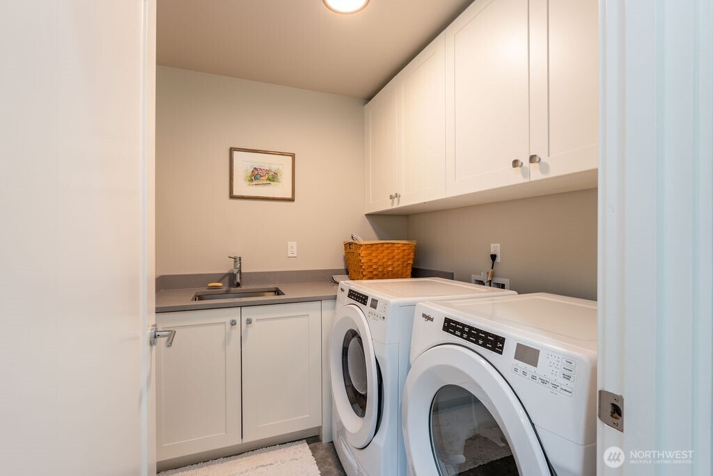 5317 80th Place SW #1, Mukilteo, WA 98275